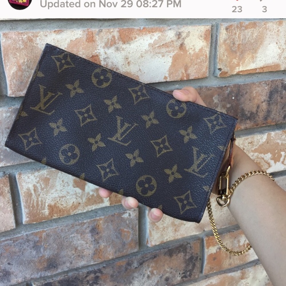 Louis Vuitton Clutch